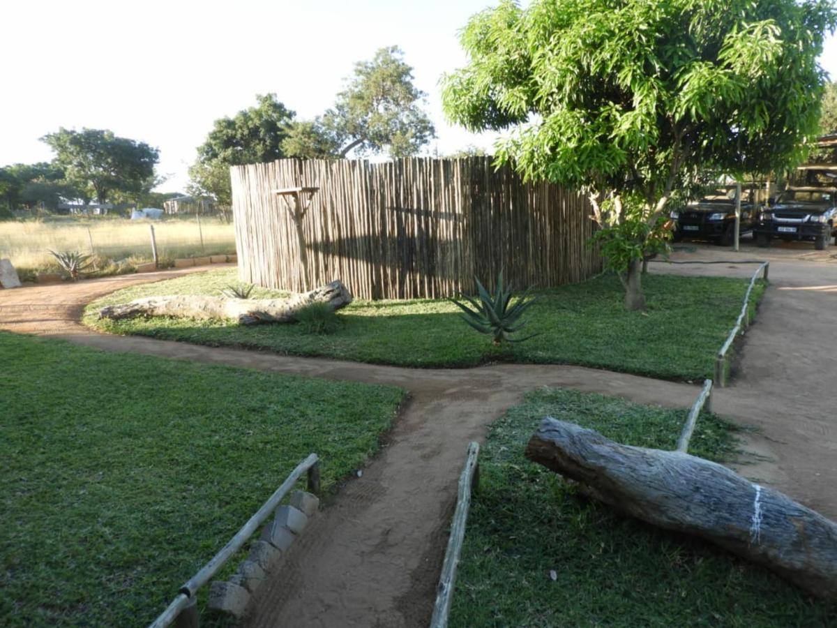 Bongan Safari Lodge Mbabat ภายนอก รูปภาพ