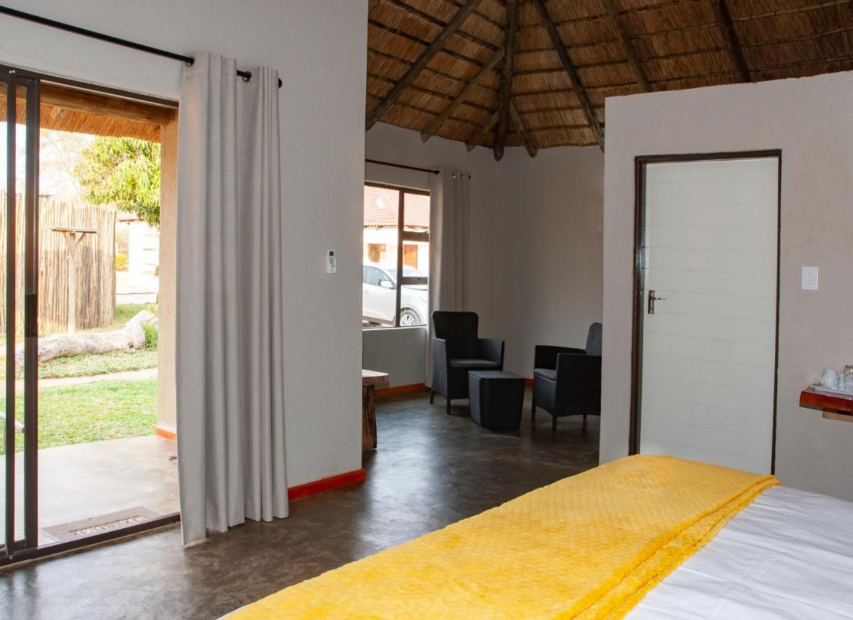 Bongan Safari Lodge Mbabat ภายนอก รูปภาพ